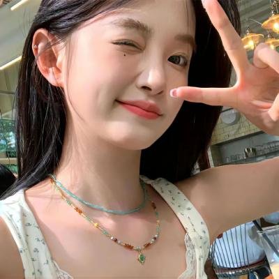 她不知道那些鸟的名字